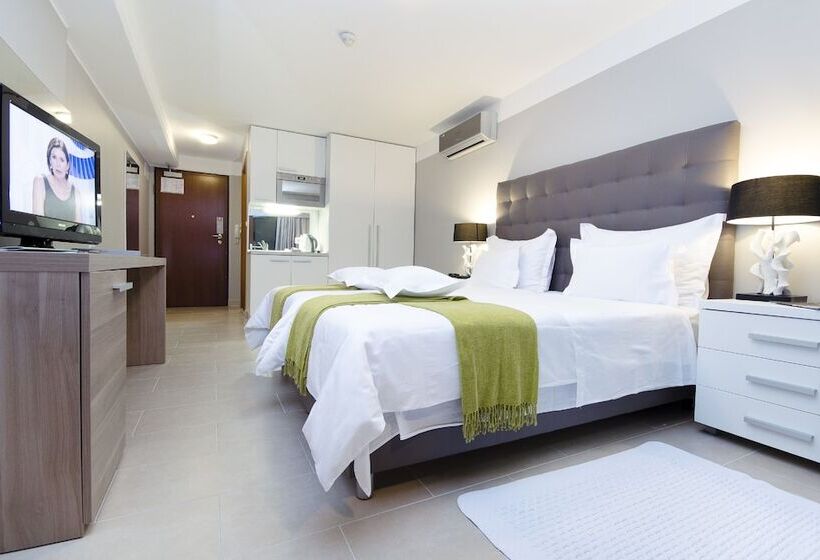 اتاق استاندارد با بالکن, The Residence Apart