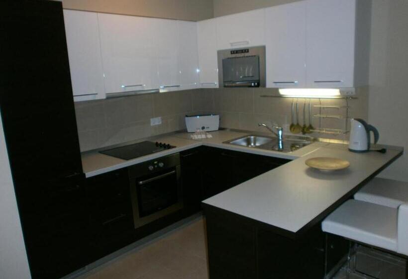 آپارتمان 1 خوابه اینتریور, The Residence Apart