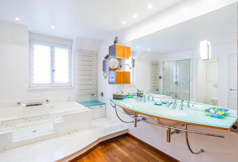 Люкс Повышенной Комфортности, Villacosy Spa  Strasbourg Villa Dolce