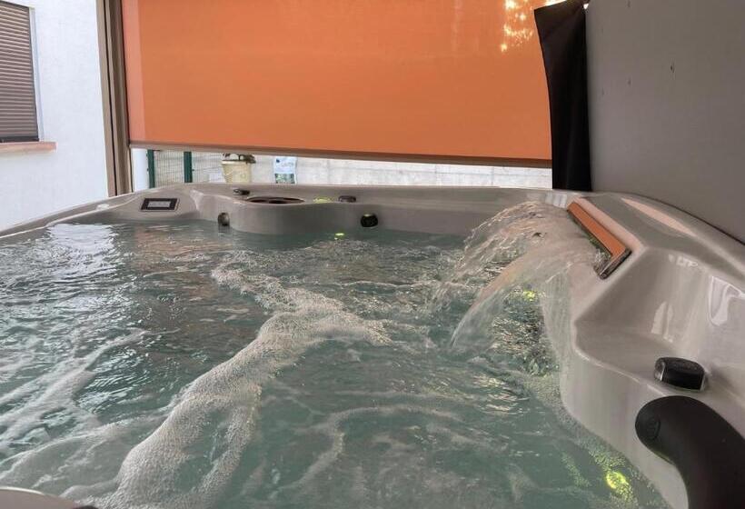 Люкс 2 Спальни, Villacosy Spa  Strasbourg Villa Dolce