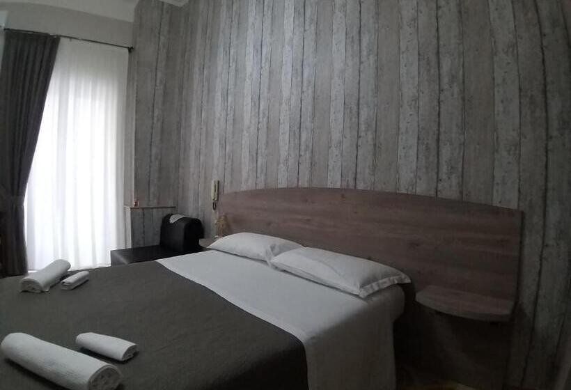 Номер Стандарт Трехместный, B&b O Maestro