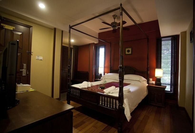 اتاق کلاسیک, Anggun Boutique