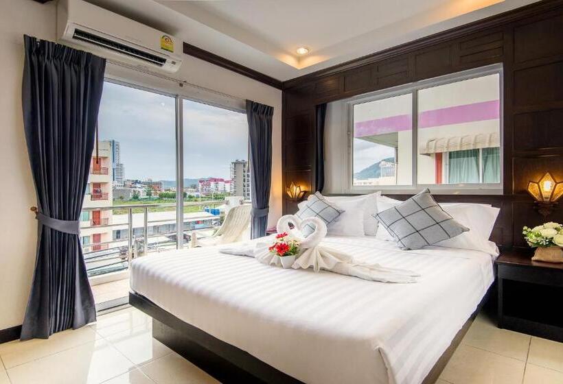 Номер Стандарт с Балконом, Hallo Patong