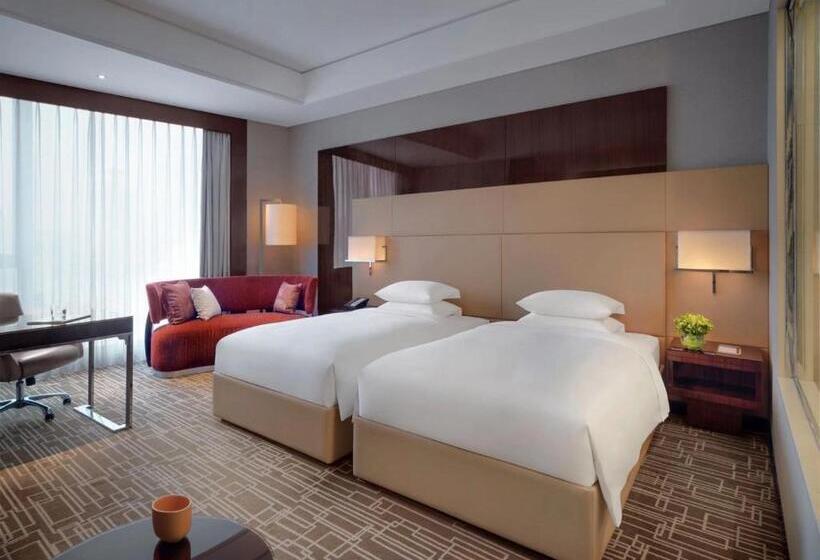 Standard Room, Hyatt Regency Jinan