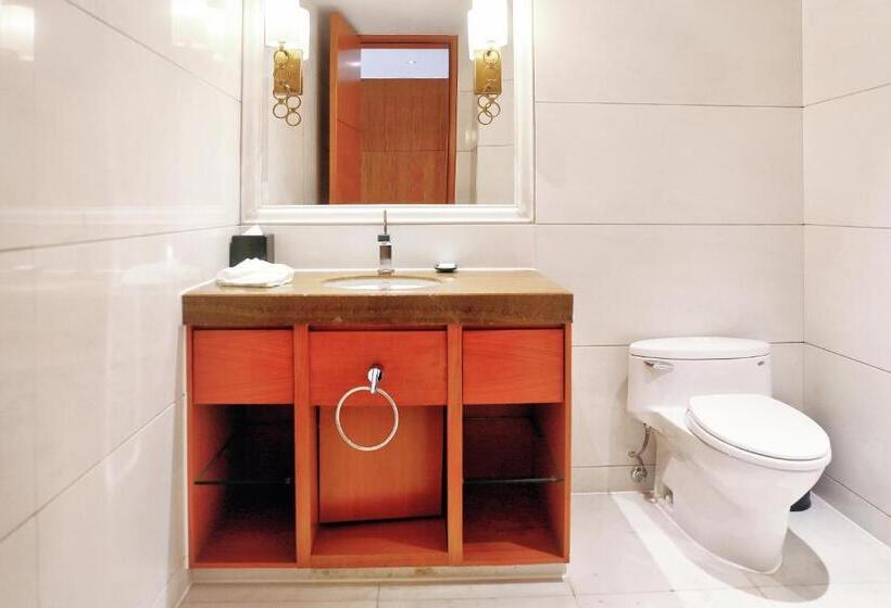 Люкс Deluxe Кровать Кинг, Sheraton Jinan