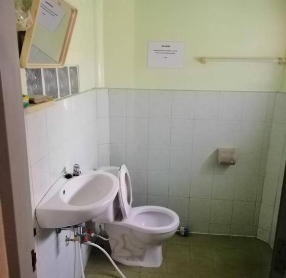 اتاق خانوادگی, Orchid Guest House