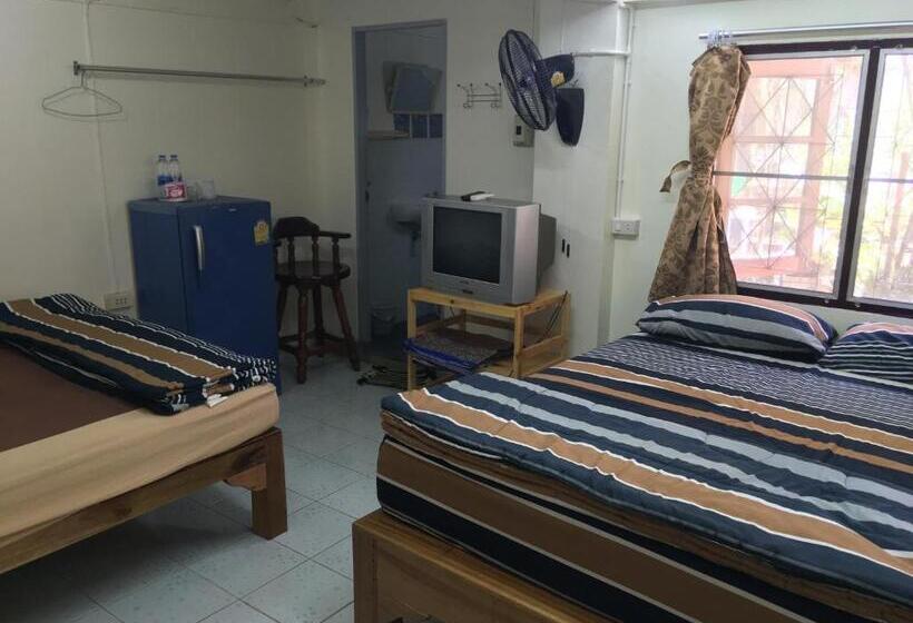 اتاق خانوادگی, Orchid Guest House