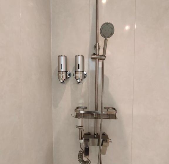 اتاق لوکس, Casa Casa