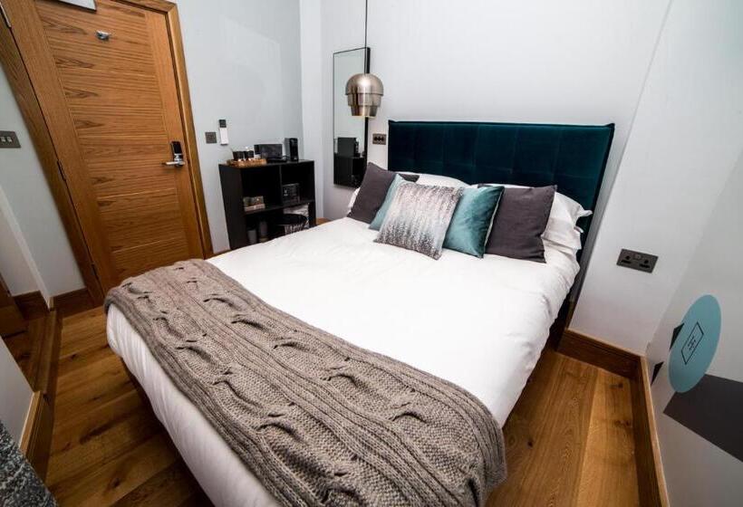 חדר דלוקס, The Hugo   Hotel Concept Canterbury