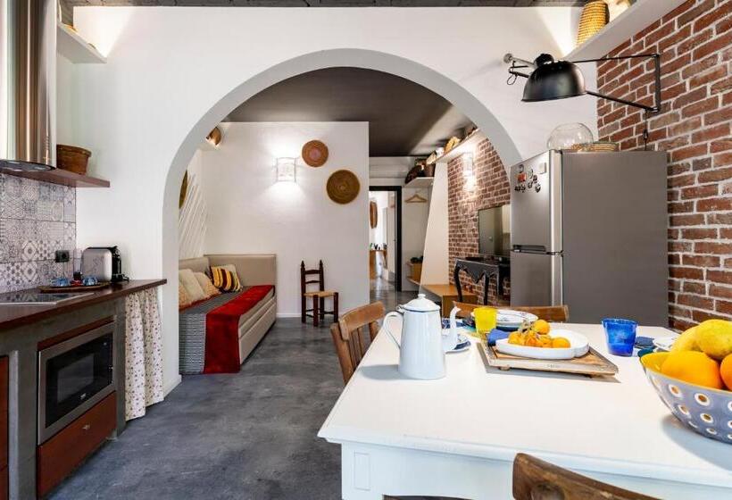 Apartamento Deluxe 1 Dormitório, Lughia