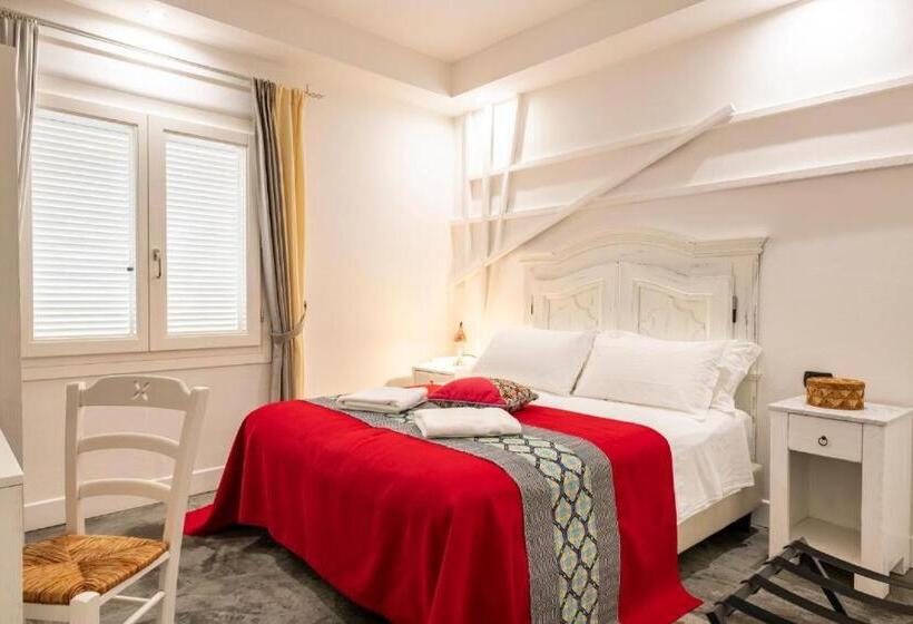 Apartamento 1 Dormitório com Terraço, Lughia