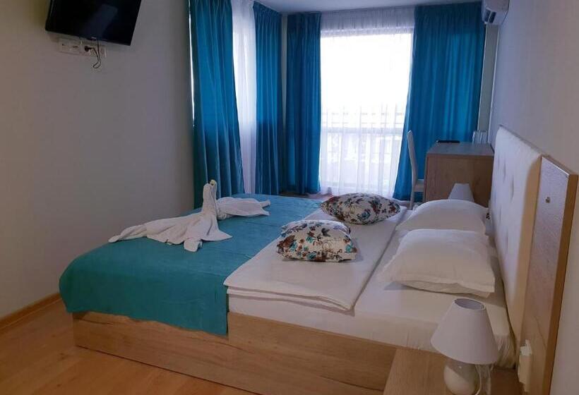 Семейный Номер Вид на Горы, Sea View Hills