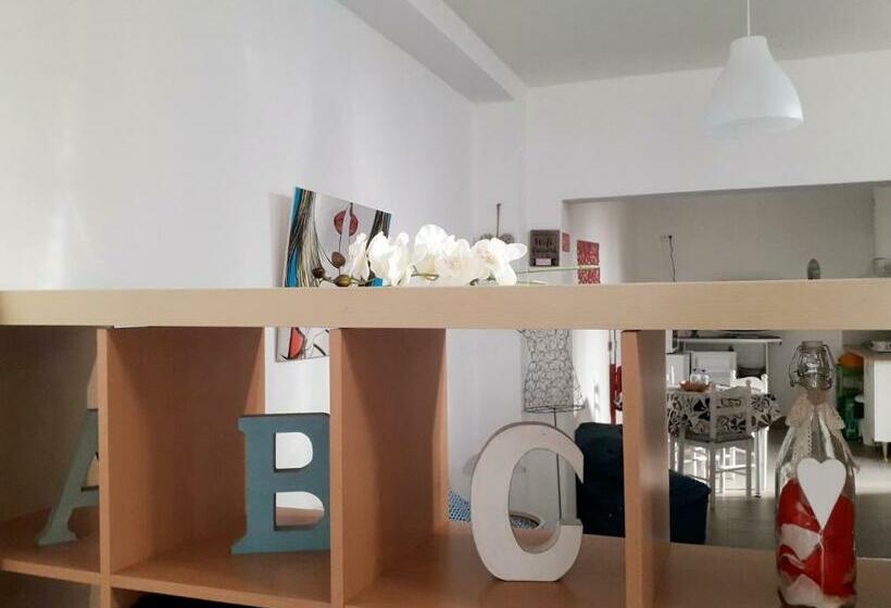 استودیوی استاندارد, Sadinahome