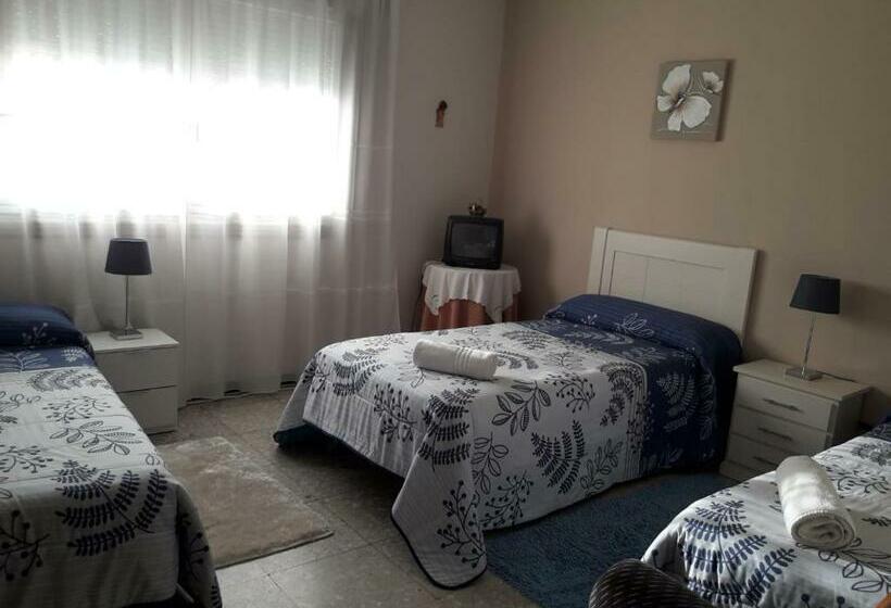 Кровать в Общей Комнате, Albergue Agarimo