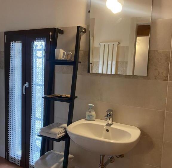 اتاق استاندارد سه نفره, B&b Molinetto