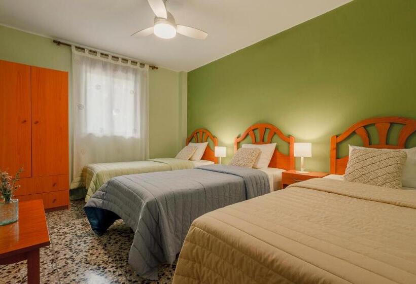 Трехместный Номер Классика, Eco Hotel Aire De Monte