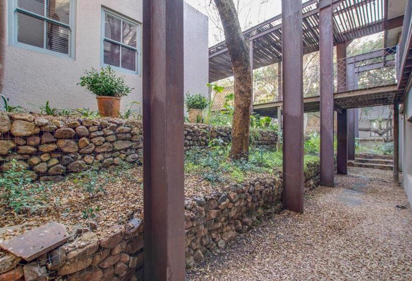 اتاق لوکس با تخت بزرگ, Migdash Guesthouse