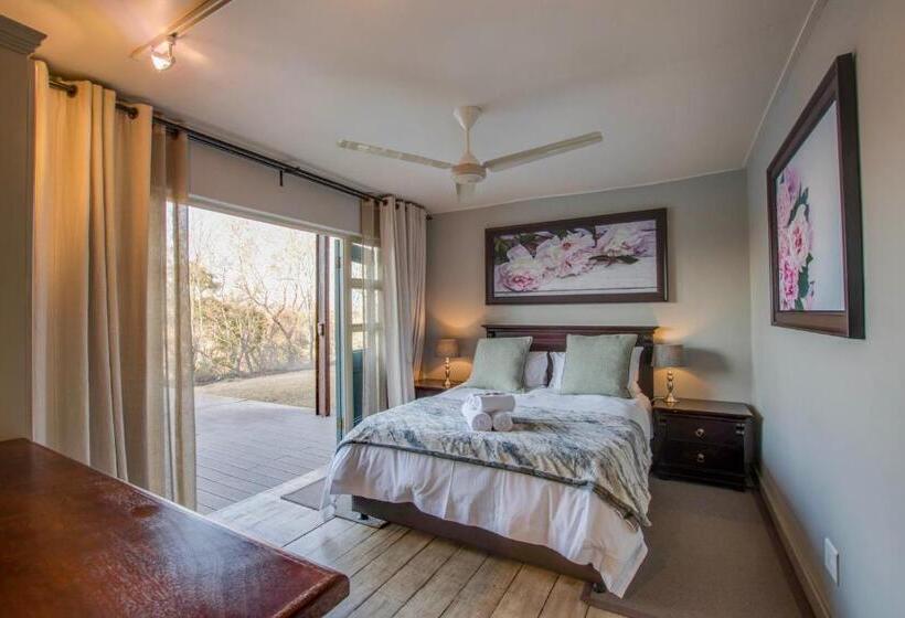 اتاق لوکس, Migdash Guesthouse