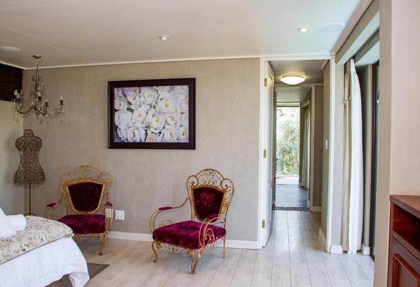 اتاق اجرایی با تخت بزرگ, Migdash Guesthouse