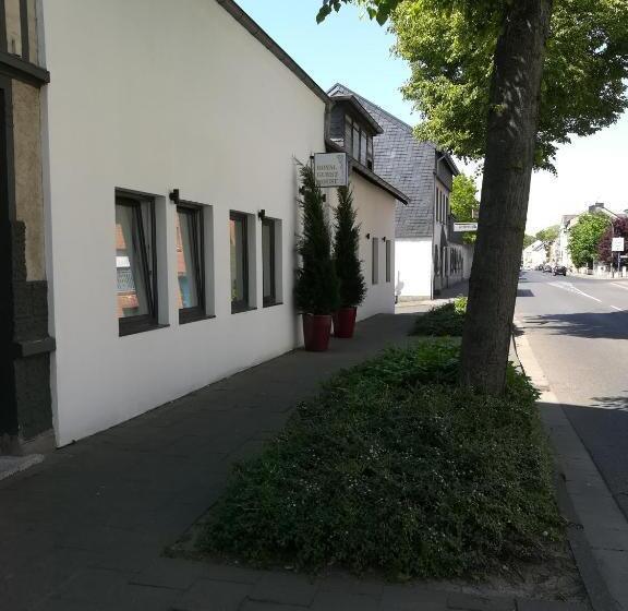 Трехместный Номер Комфорт, Royal Guest House Ii