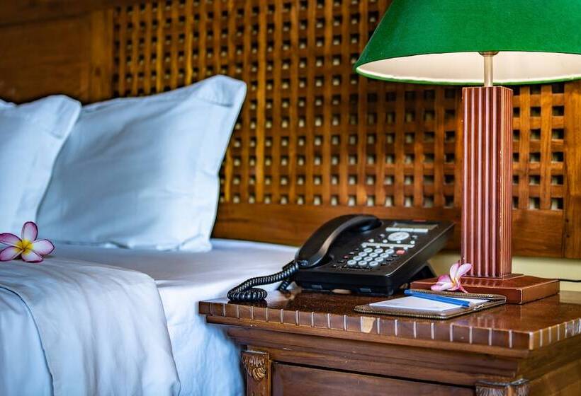 اتاق لوکس, Aanari Hotel & Spa