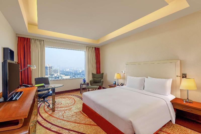Номер Премиум, Doubletree By Hilton Hotel Gurgaon   New Delhi Ncr