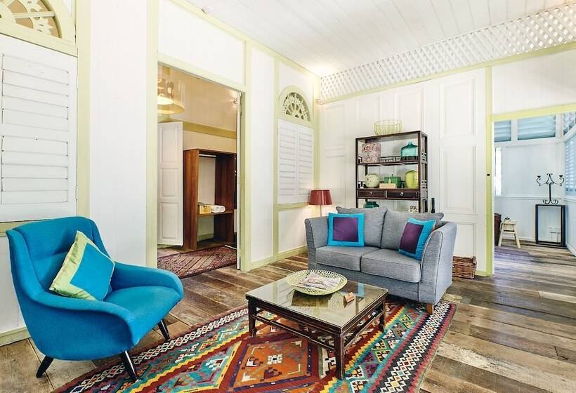 سوئیت 2 خوابه, Temple Tree Resort
