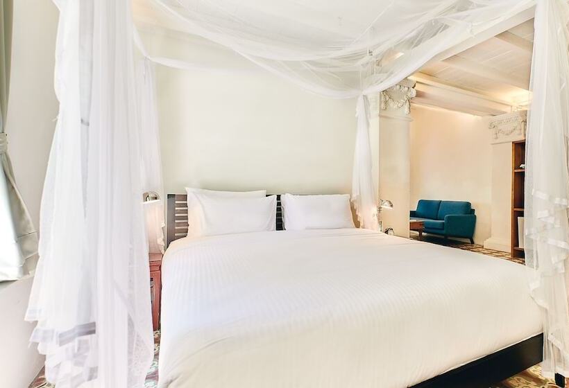 سوییت, Temple Tree Resort