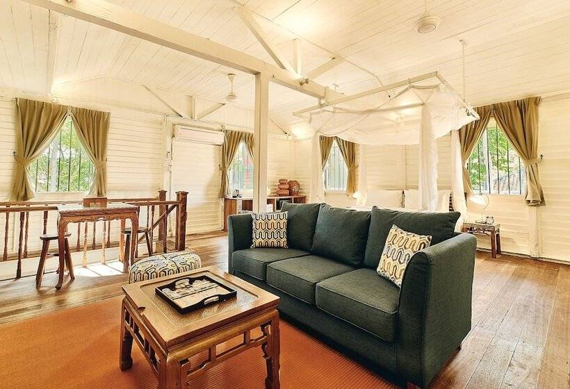 سوییت, Temple Tree Resort