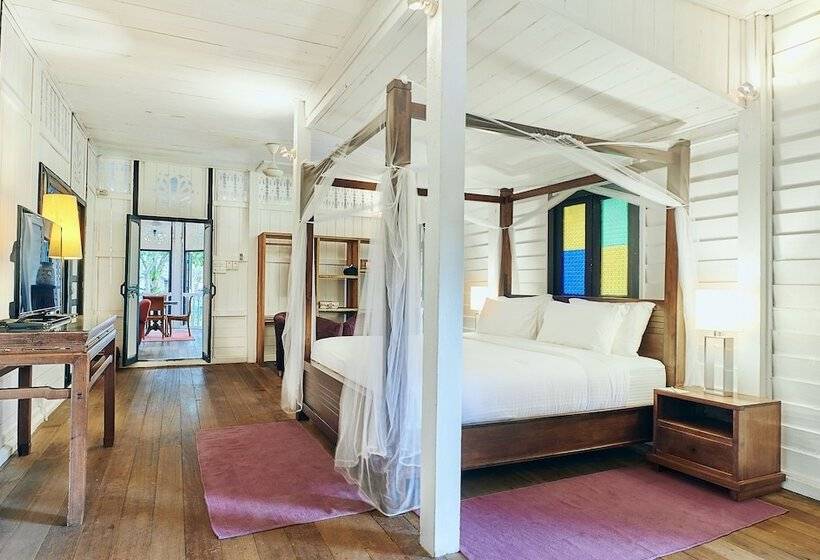 سوئیت دلوکس 2 خوابه, Temple Tree Resort