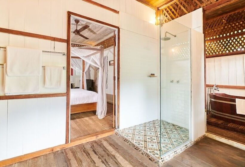 2 Bedroom Suite Pool View, Temple Tree Resort