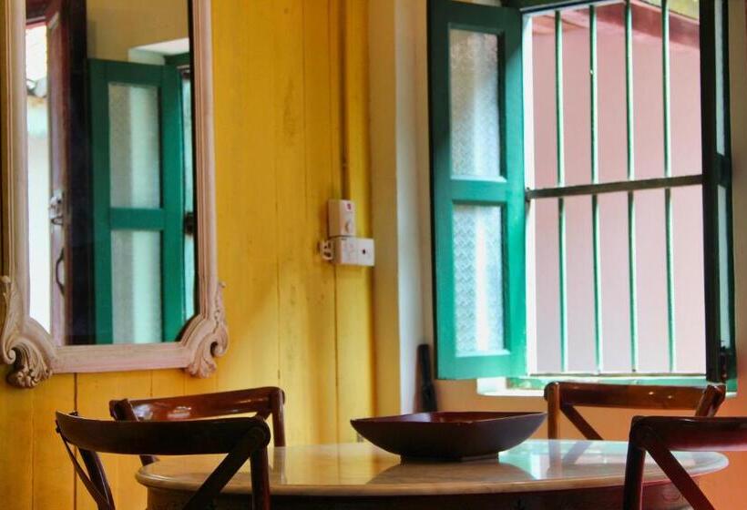 سوئیت 2 خوابه, Temple Tree Resort