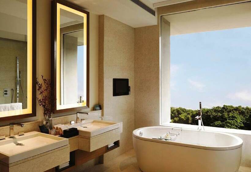 اتاق لوکس, The Oberoi  Gurgaon