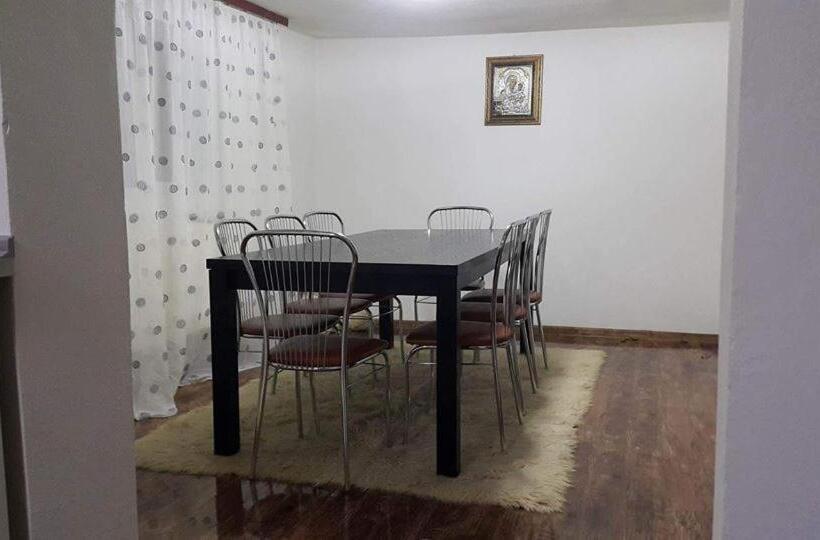 Номер Deluxe Кровать Кинг, Vila Perla Govorei