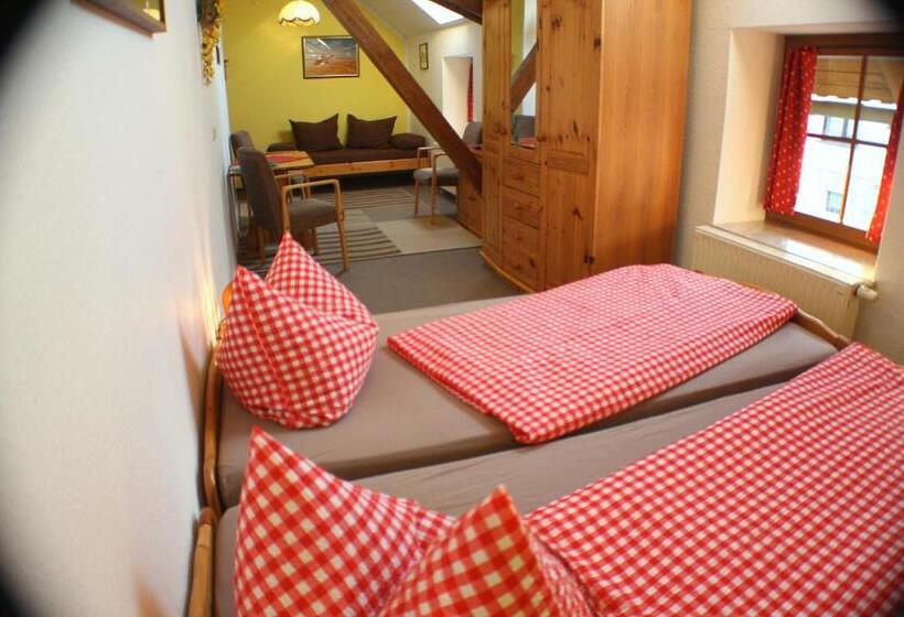 اتاق استاندارد, Pension Kronenburghof