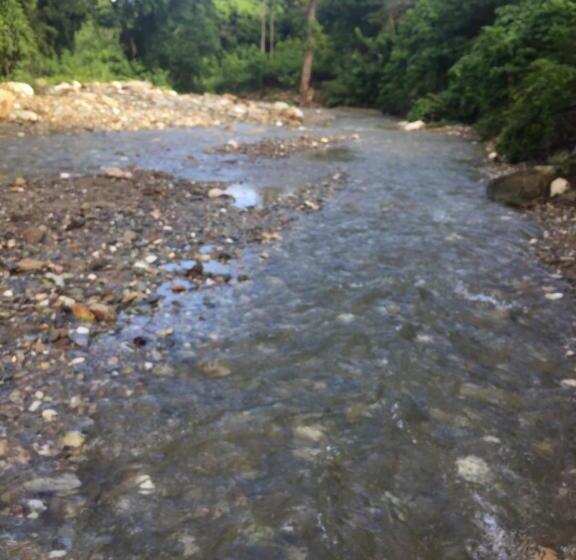 Номер Стандарт, Riverside At Aninuan Accommodation And Food