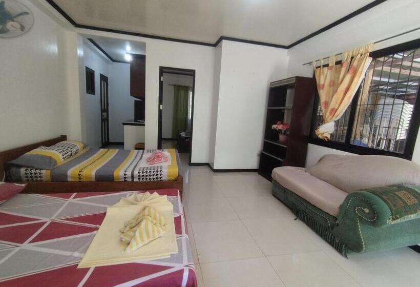 Семейный Номер, Riverside At Aninuan Accommodation And Food