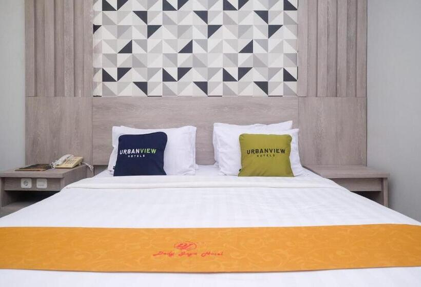Номер Superior, Urbanview Hotel Dedy Jaya Brebes
