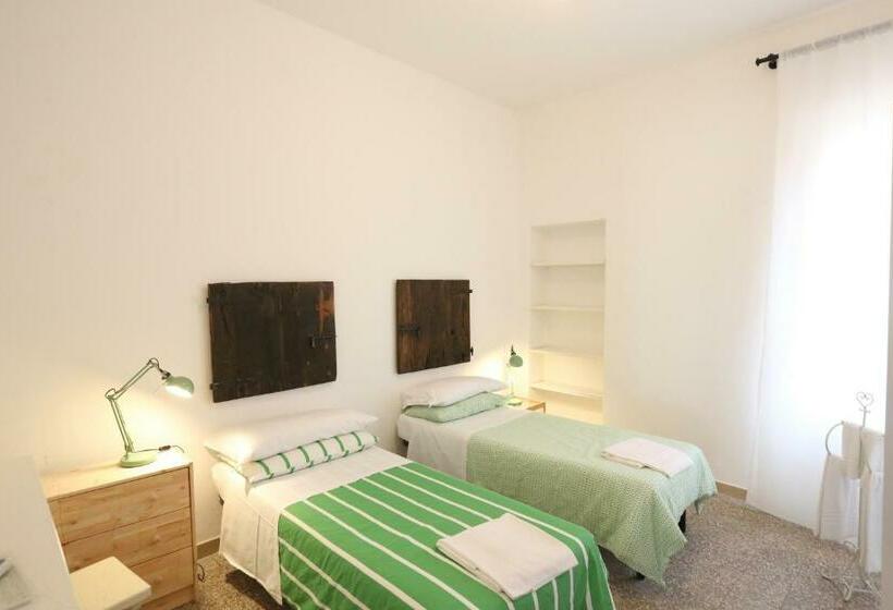 اتاق استاندارد با سرویس بهداشتی مشترک, B&b Corso Italia 58