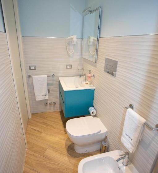 Четырехместный Номер Стандарт, Odissea Residence E Rooms