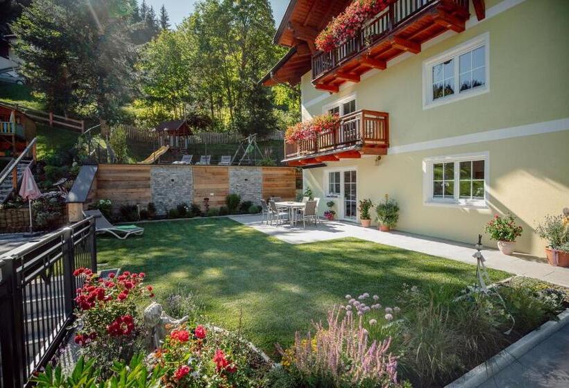 Апартаменты 1 Спальня, 4 Mountains Apartments