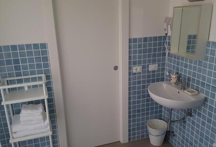 Семейное Студио, Galù Guest House Gaeta