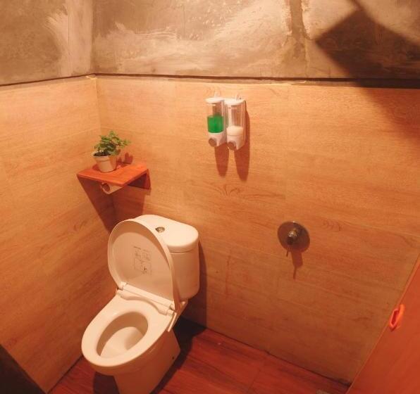 Номер Deluxe, Tani Jiwo Hostel