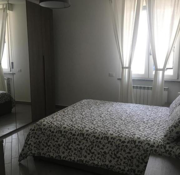 آپارتمان 1 خوابه, Home