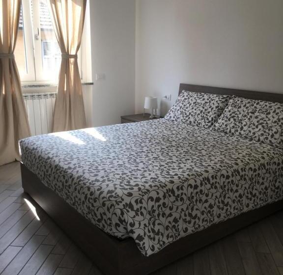 آپارتمان 1 خوابه, Home