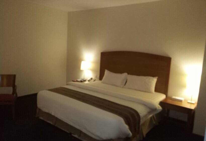 Полулюкс, Hala Hotel Alkhobar