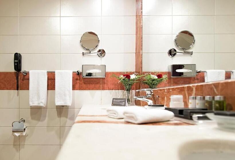 اتاق استاندارد چهار تخته, Al Ghufran Safwah Hotel Makkah