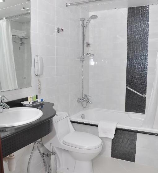 Студия Классика, Phoenix Plaza Hotel Apartments