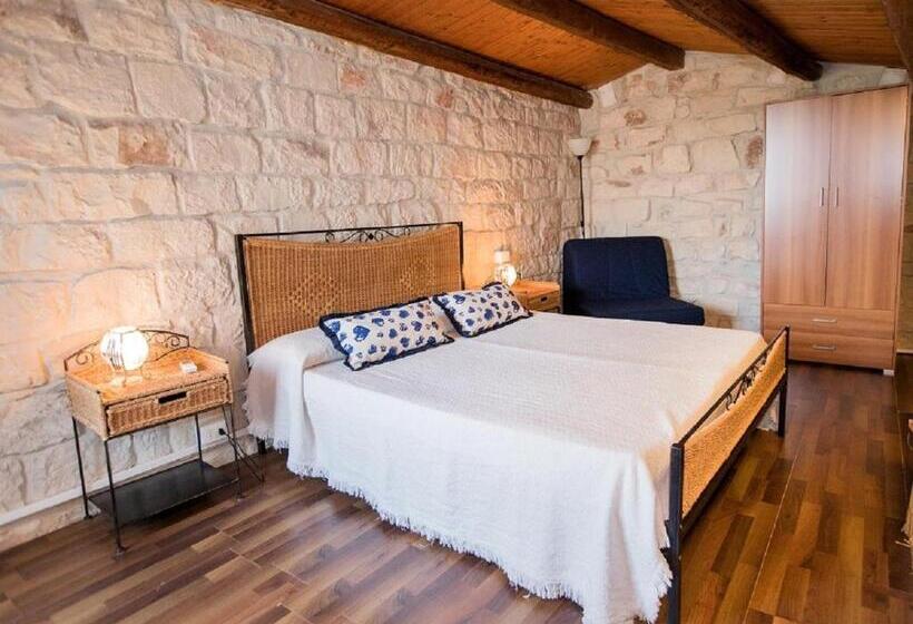 ファミリーステューディオ, Agriturismo Villa Flavia