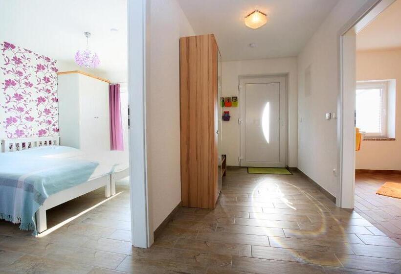 Апартаменты 2 Спальни, Hainhof Gaestewohnungen